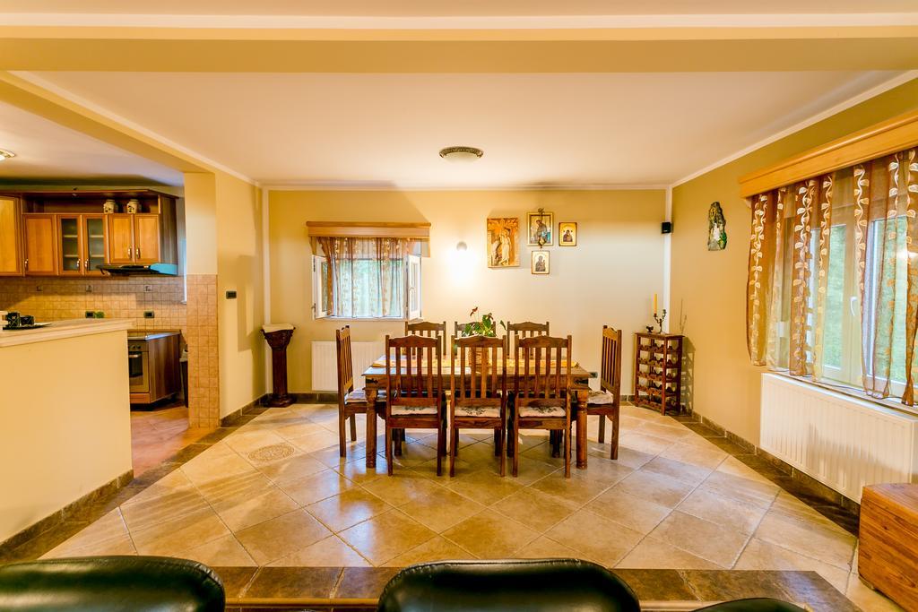 Villa Besha تْشيرسيك نوفي المظهر الخارجي الصورة